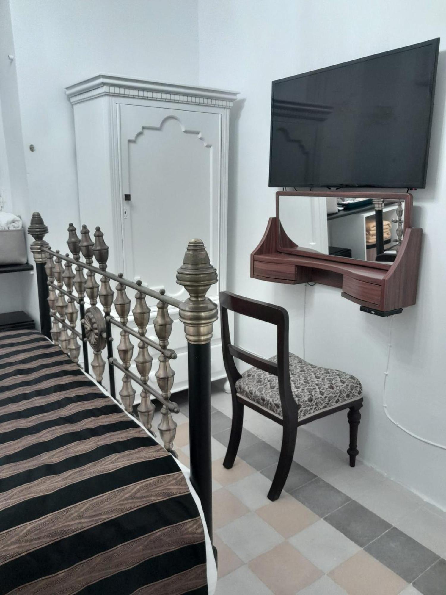 Charming Town House In Cospicua, Valperga Rooms Exterior photo