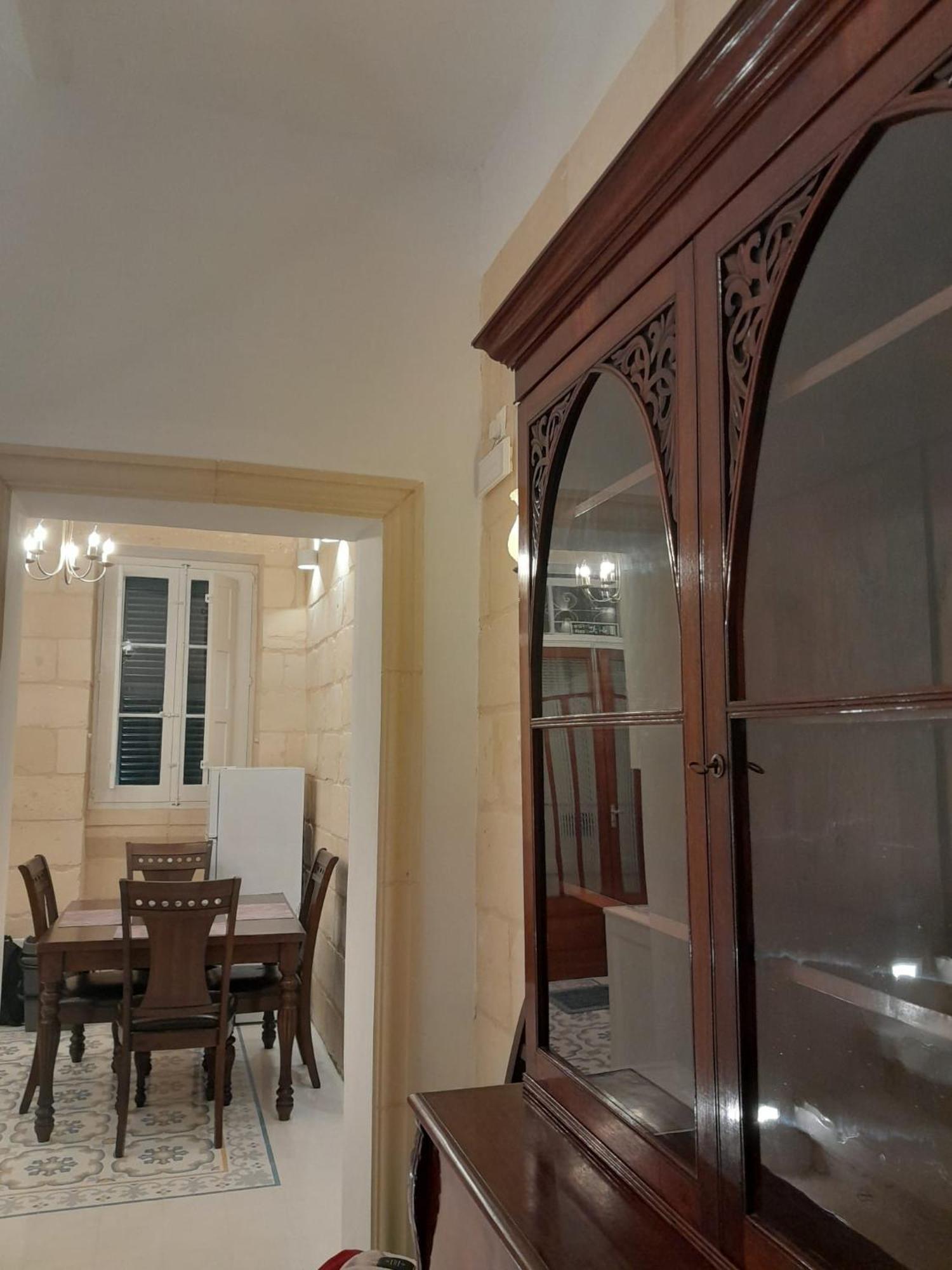 Charming Town House In Cospicua, Valperga Rooms Exterior photo
