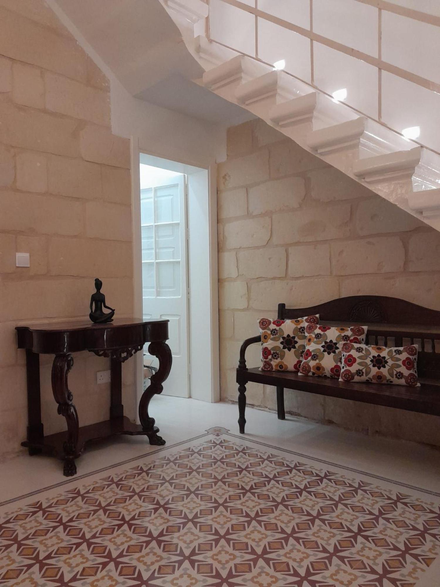 Charming Town House In Cospicua, Valperga Rooms Exterior photo